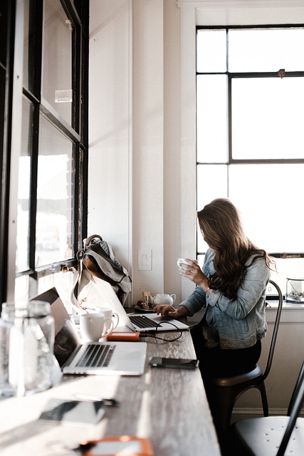 Choosing the Best Web Hosting Service: Key Factors to Ensure Your Site's Success and Stability